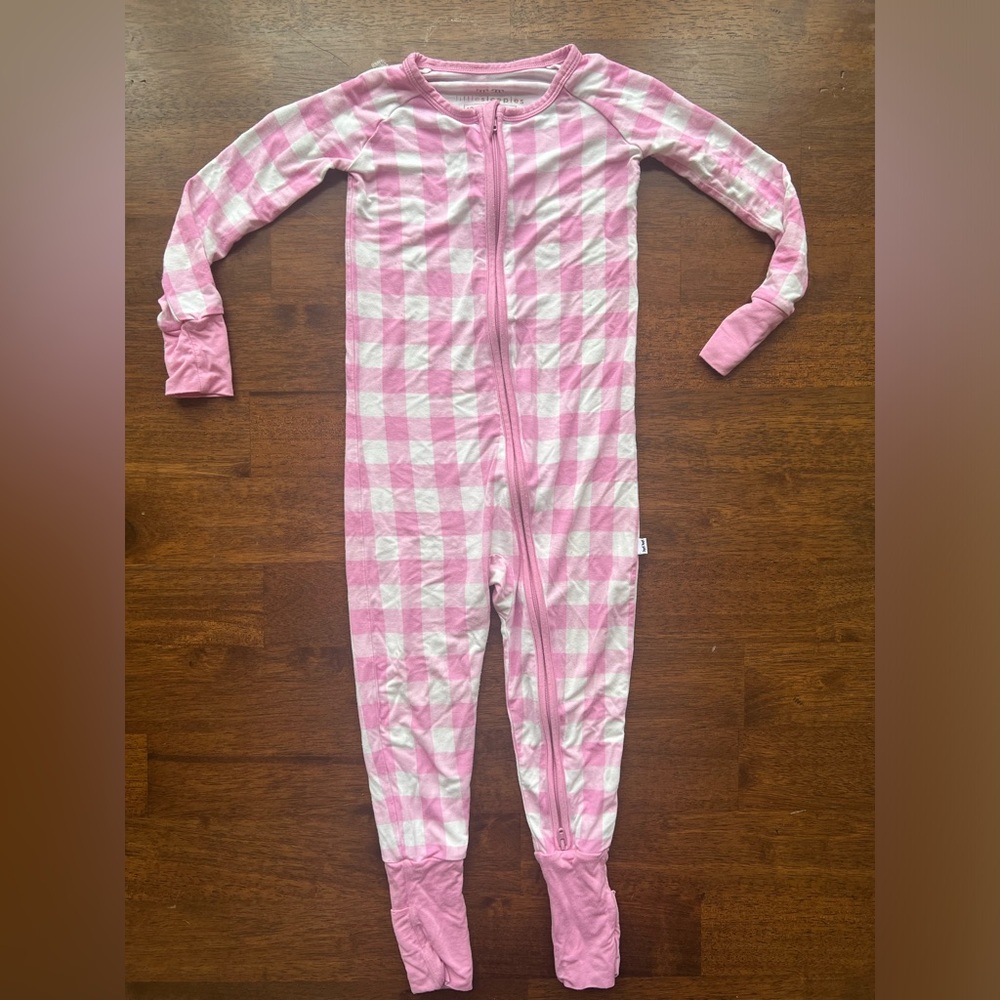* sold* Little sleepies zippy